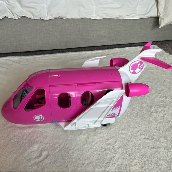 Barbie Dream Plane 2019 Complete Set Airplane with All original accessories - Picture 10 of 10